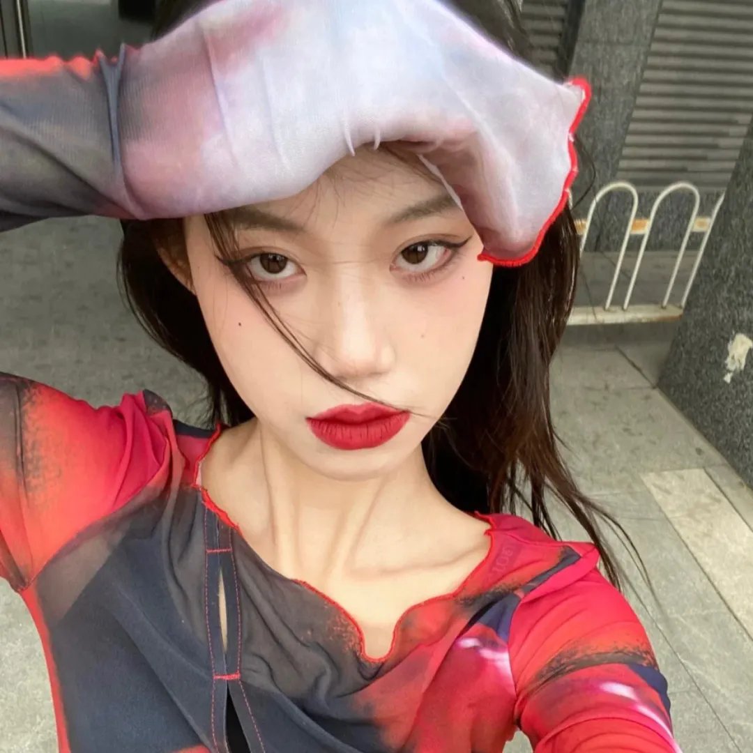 莎拉·丝沃曼:生离笑别